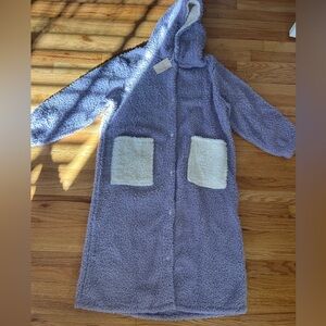 Sherpa Lavender Robe, Large/XL, New